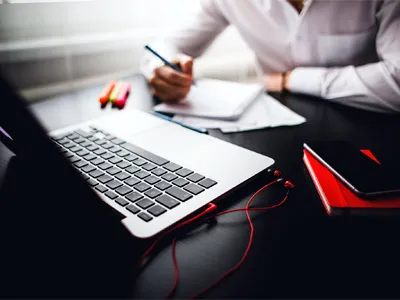 OpenAI COO: 人工知能は誇張されており、一夜にしてビジネスに大きな変化をもたらすことはできない