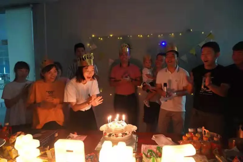 リーマンロボット中秋節パーティー& 9月の誕生日パーティー